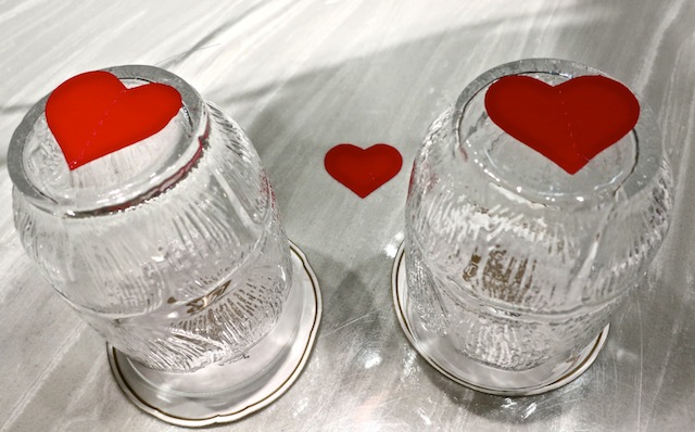 Valentine hearts for solo travelers