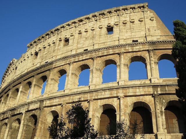 Is the Roman Colosseum falling down?