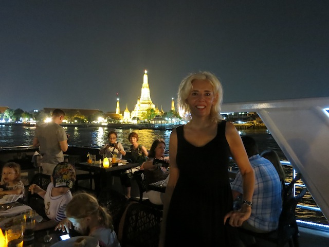 Shangri-La Bangkok Hotel Dinner Cruise