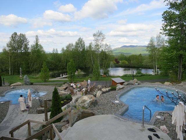 Outdoor jacuzzi at Spa Eastman