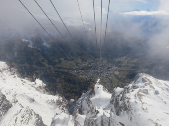 Gemmi Pass, A bird's eye view of Leukerbad