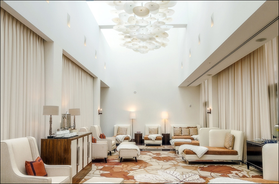 Ritz-Carlton Toronto spa lounge