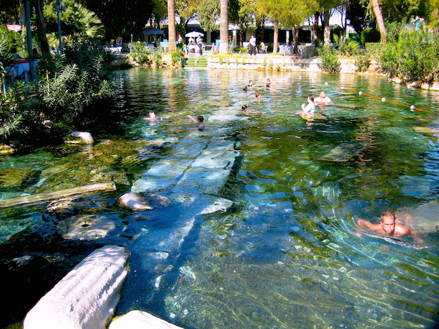 Cleopatras-Pool, Turkey Pamukkale Hot Springs