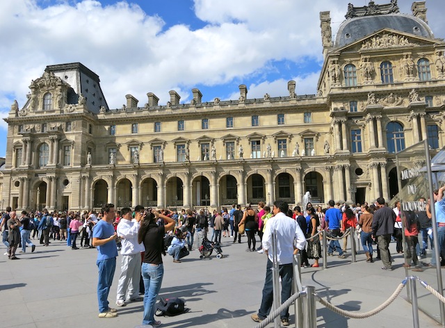 Paris street scene near Louvre