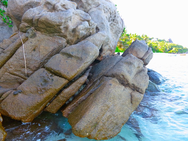Seychelles only granite mid ocean granite islands in world