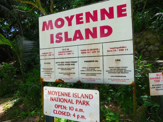 Seychelles Islands Moyenne National Park