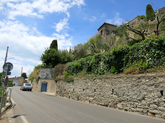 Road to Biot from Train Station