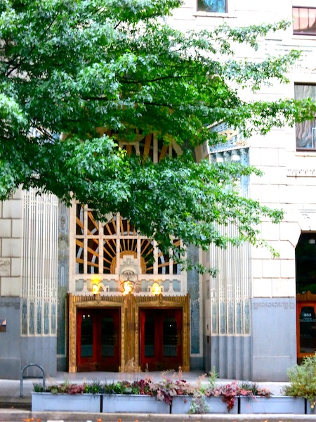 One day in Vancouver see the Marine Building