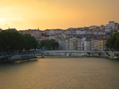 A travel blogger's year in review. Through sunsets. Lyon