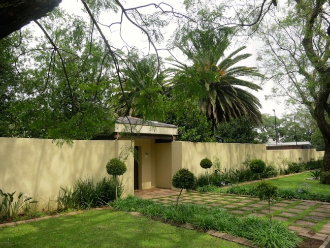 One day in Johannesburg Nelson Mandela's house in Houghton