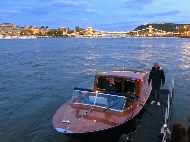 Things to do in Budapest, luxury private river cruise Dunarama