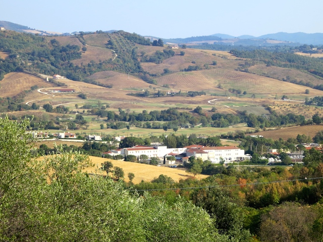 Celebrity swag includes luxury travel, Tuscany