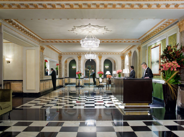 Review The Pierre hotel lobby
