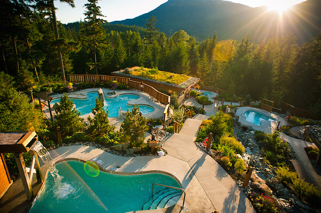 Scandinave Spa in Whistler reviews, pools