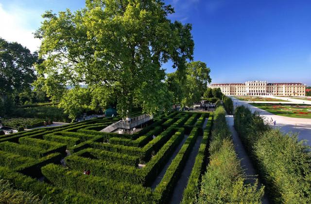 Schonbrunn Palace facts, tours Vienna Maze