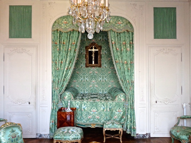 Private tour of Versailles, Pompadour's bedchamber