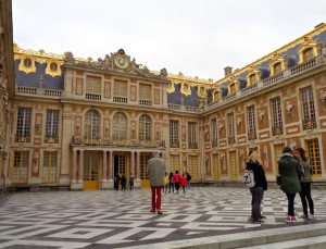Visiting Versailles, Entrance, a private tour