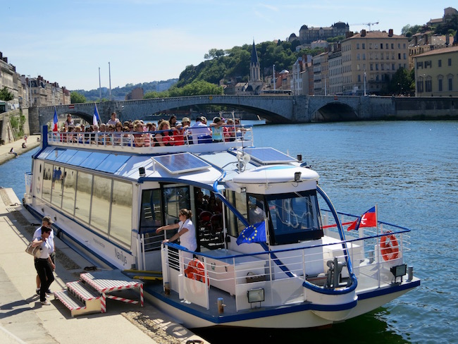 boat trip in lyon