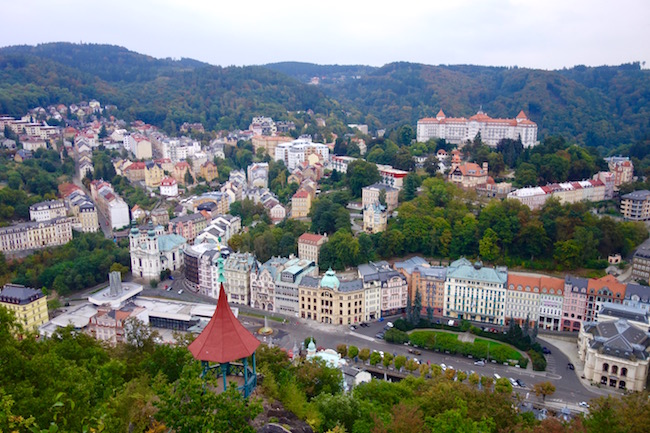 karlovy-vary-walks-deer-jump-lookout