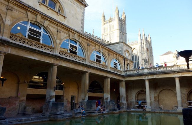 roman-baths-in-bath-england