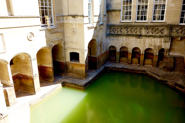 Spa like Jane Austen in Bath, King's Bath England