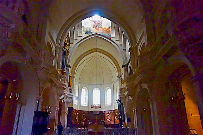 Avignon Cathedral Notre-Dames des Bons