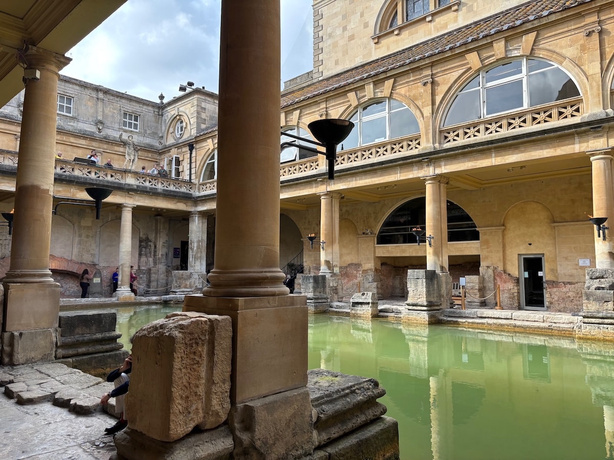 Green water of the Great Bath.