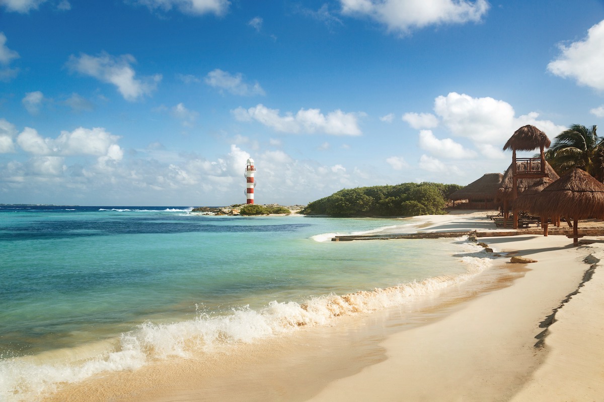 beach at the all inclusive hyatt ziva cancun