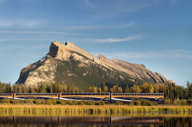 How to choose a Rocky Mountaineer package, Banff and train