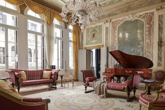 Palazzo Grimani 5 star accommodation in Venice Photo credit: Colin Dutton