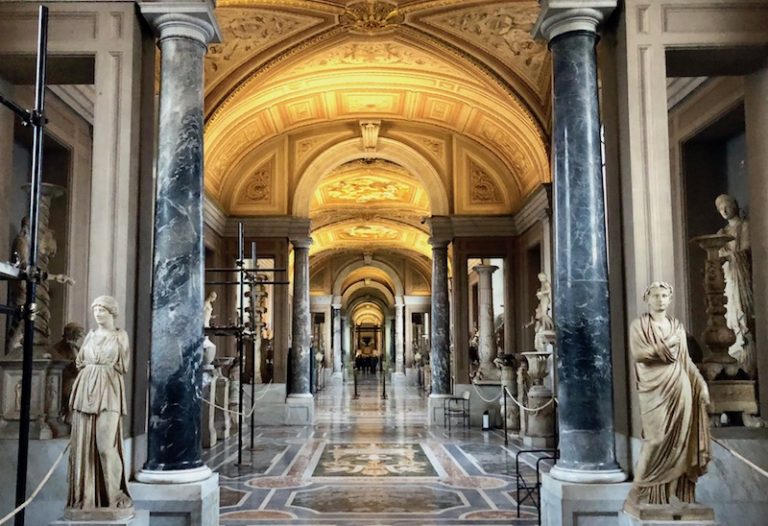 Early Entry Vatican Breakfast - A Unique Rome Experience