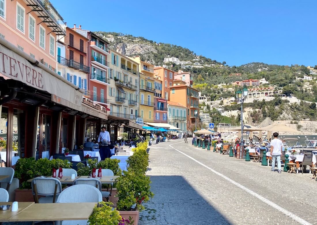 Villefranche sur Mer restaurant on the coast