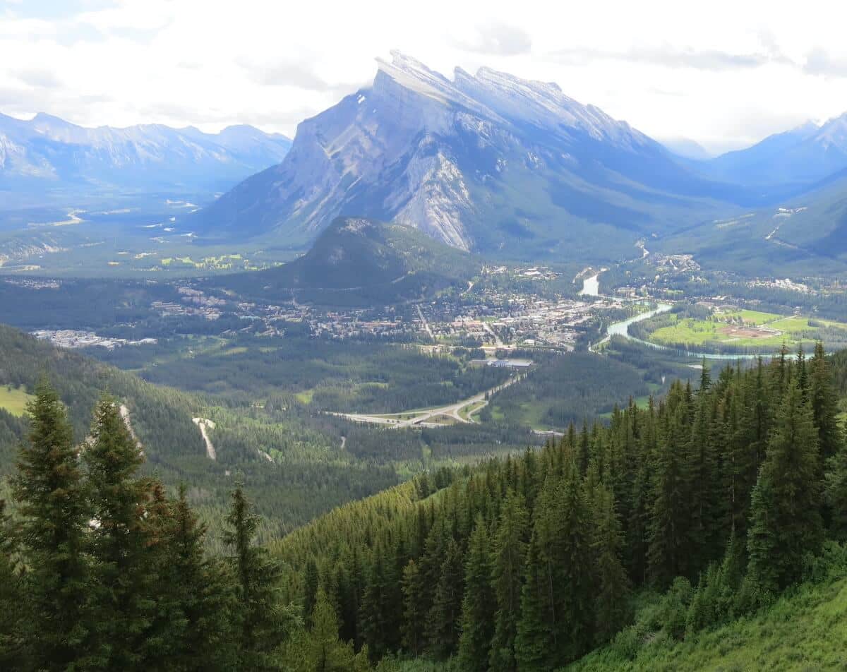 Panoramic view of Mount Rundle and Tunnel Mountain in Banff National Park
